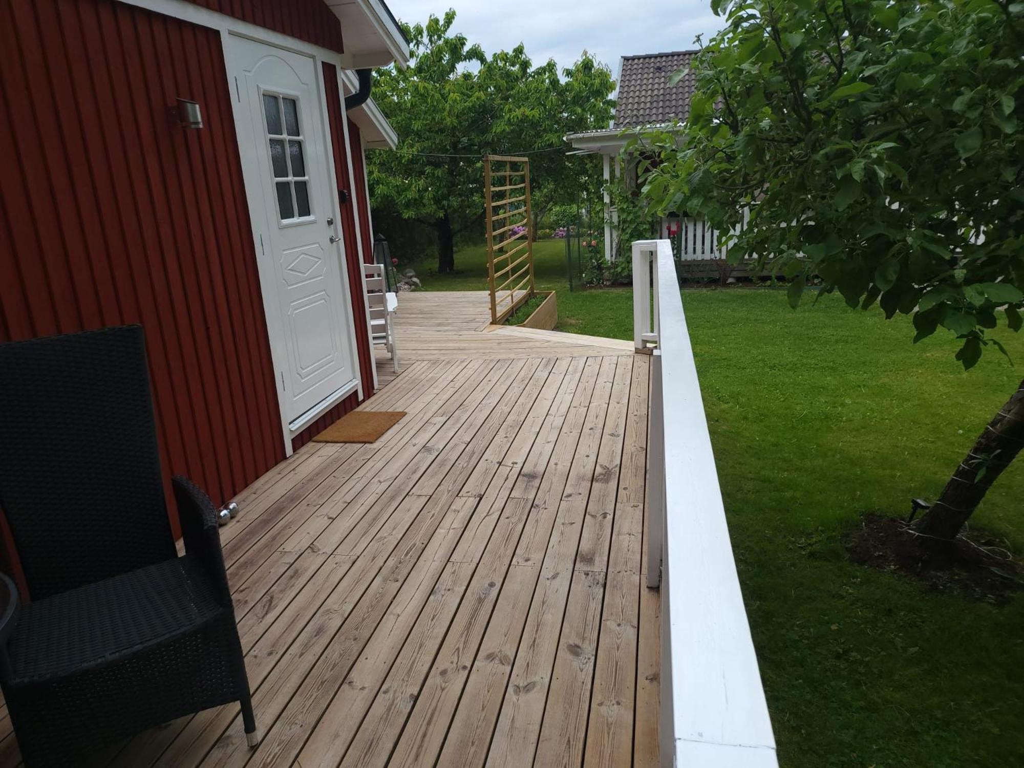 Lilla Huset Med Stor Traedgardstomt Naera Golf Och Hav Βίλα Trosa Εξωτερικό φωτογραφία